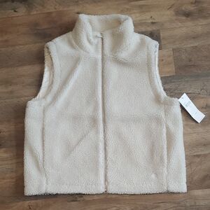 NWT Calvin Klein Large Chalk Sherpa Vest